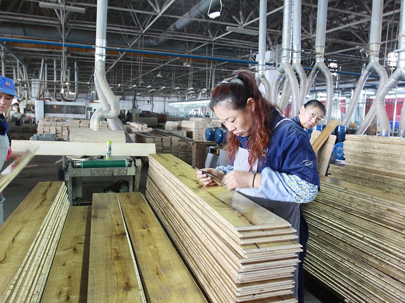 Quality control and repair process for engineered oak flooring production