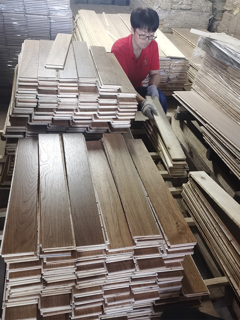 Engineered oak flooring fishbone smoked finish sample